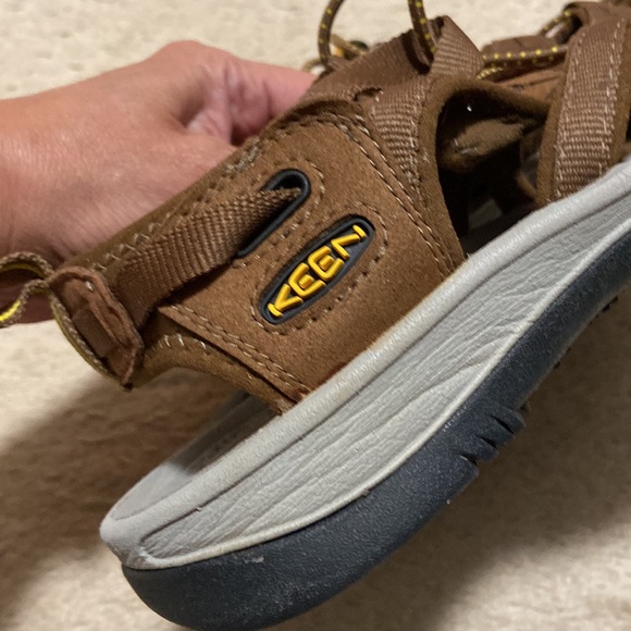 Keen brown comfy sandals - Picture 7 of 9